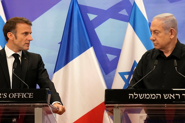 Emmanuel Macron and Benjamin Netanyahu.jpg